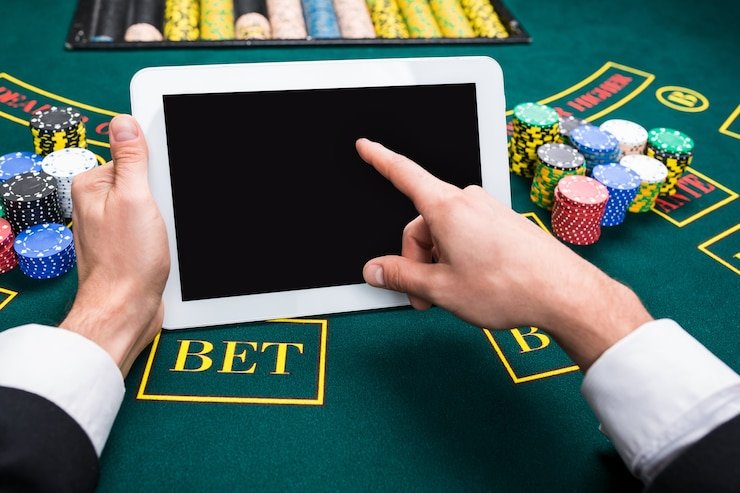 Ilustrasi simbol dan kombinasi pemenang dalam Mahjong Ways